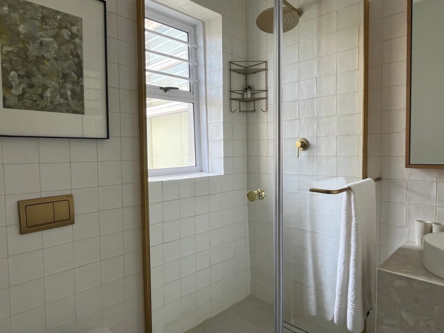 4 Bedroom Property for Sale in Oranjezicht Western Cape